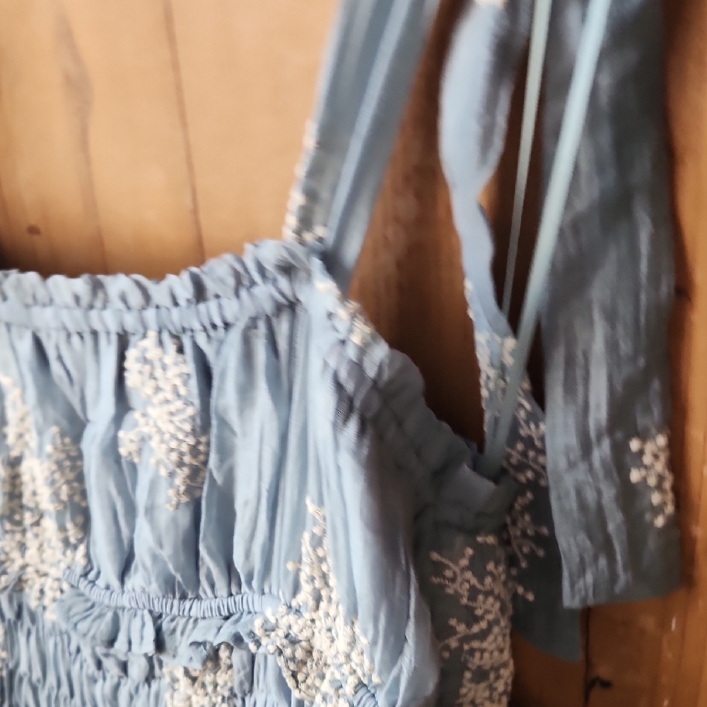 Sky Blue Maxi Dress with White Embroidery - Picture 5 of 8